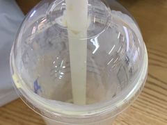 -瑞幸咖啡(华东理工大学商学院店)