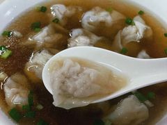 -张阿三馄饨店