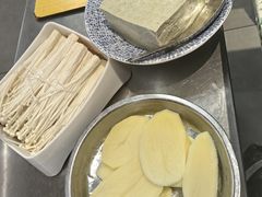 -肖婷姐大铁锅重庆火锅(南湖店)
