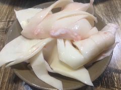 -渝嘴小老弟老火锅(华新村店)
