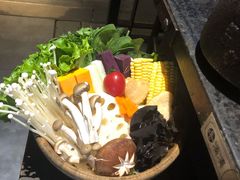 -湊湊火锅·茶憩(新中关购物中心店)