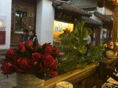 -民食香·腊排骨野生菌美食(木府店)