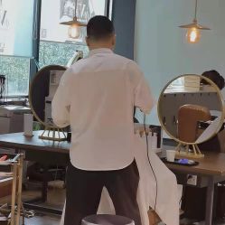-意廊 Hair Salon