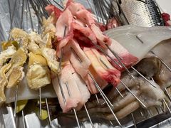 -喜悦小串丹东小黄牛海鲜烧烤大排档(民主广场店)