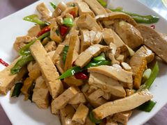 -黄店镇芝堰英才饭店