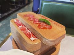 -一绪に寿喜烧自助(世茂广场店)