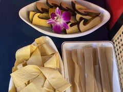-鲜念蒸汽石锅鱼(红山6979店)