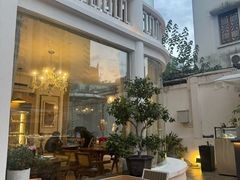 -Mark&Mars Restaurant