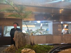 -海派悦庭·海胆烧麦·新融合菜(凯德广场店)