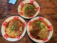 -周小波重庆小面·重庆名小吃(邹容路店)