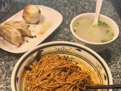 -光头生煎(海阳路店)