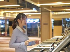 -广州花都皇冠假日酒店