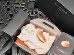 -白蘭BLANK(杭州湖滨银泰in77C区店)