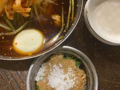 麻将料-韩风烤牛肉冷面店