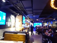 -麦凯伦烧烤·精酿超级工厂店(金桥总店)