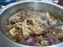 红烧牛肉锅-美兰春记食店·龙舌坡红烧牛肉