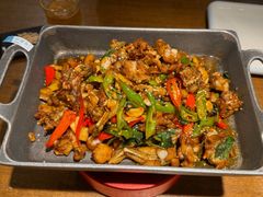 火焱铁板紫苏牛蛙-乔街深夜食堂·台州菜·高压锅生蚝(杭州总店)