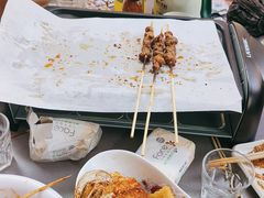 -粟氏天府·东北烧烤(长安街店)