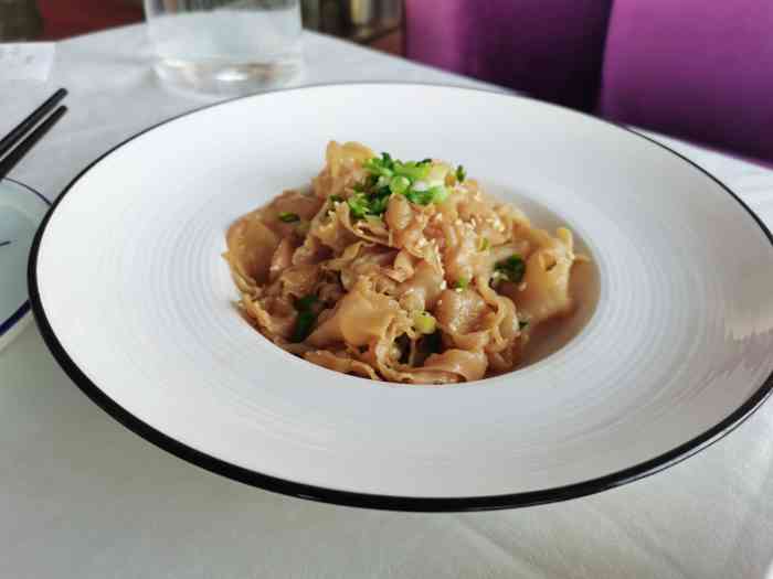 云中小雅-"[薄荷]环境:南京新街口市中心高楼旋转."-大众点评移动版