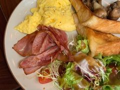 法式煎吐司早午餐-VESH COFFEE(定西路店)