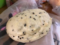 -焙丽拾光(麦凯乐直营店)