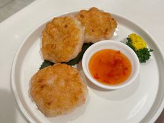 香煎手打虾饼-粤来记·啫啫煲·点心(日月光店)