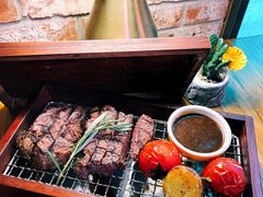 -Famous肥猫墨西哥音乐餐吧(五棵松华熙LIVE店)