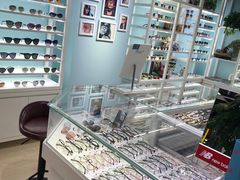 -三叶眼镜城(八佰伴店)