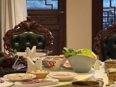 -小天鹅火锅·一线江景洪鼎旗舰店(洪崖洞店)