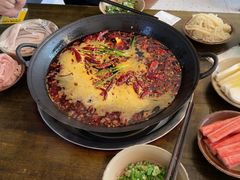 -黄潇洒老火锅(九眼桥宏济巷店)