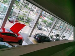 -深圳锦龙奥迪4S店(前海店)