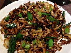 -刘胖子家常菜·蹄花焖藕(兴业店)