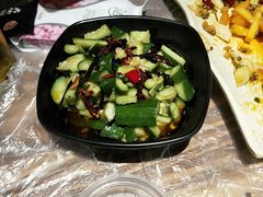 凉拌黄瓜-巴厘龙虾·榜首油焖大虾(音乐学院·沿江酒馆店)