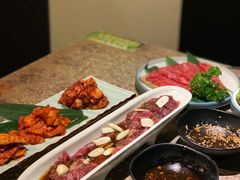 -炼火烤肉店