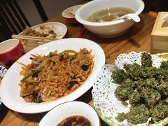 -清风园肘子馆(万家大激店)