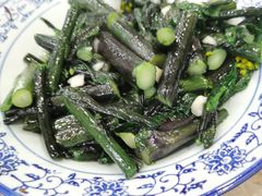 -江城燕子大排档(江汉路步行街店)