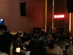 -TZ House音乐现场(来福士中心店)