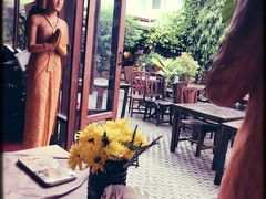 -Dash Teak House