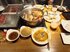 -呷哺呷哺(松北万象汇店)