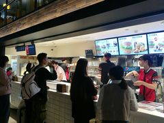 -肯德基(南京站A2检票口楼上)