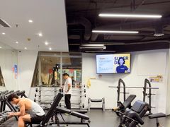 -超鹿运动(达信大厦店)