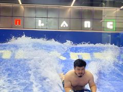 -INLANG饮浪室内冲浪(苏河湾万象天地店)