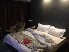 灯光昏暗-福州金融街万达鳌峰洲地铁站锦江都城酒店