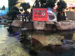 -鸿通城购物中心