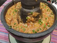 -香巴拉云南餐厅(华莱坞店)