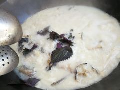 -陈大锅·岳阳鱼馆·地道岳阳菜(美食街店)