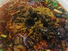 -崇州余荞面(落虹桥店)