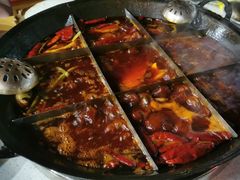-正贰捌经重庆老火锅(建设路店)