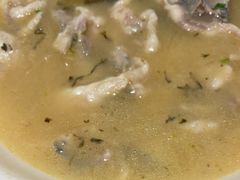 -严记小天府酸菜鱼(西四路店)