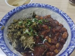 -陀块头面馆(梅岭南路店)
